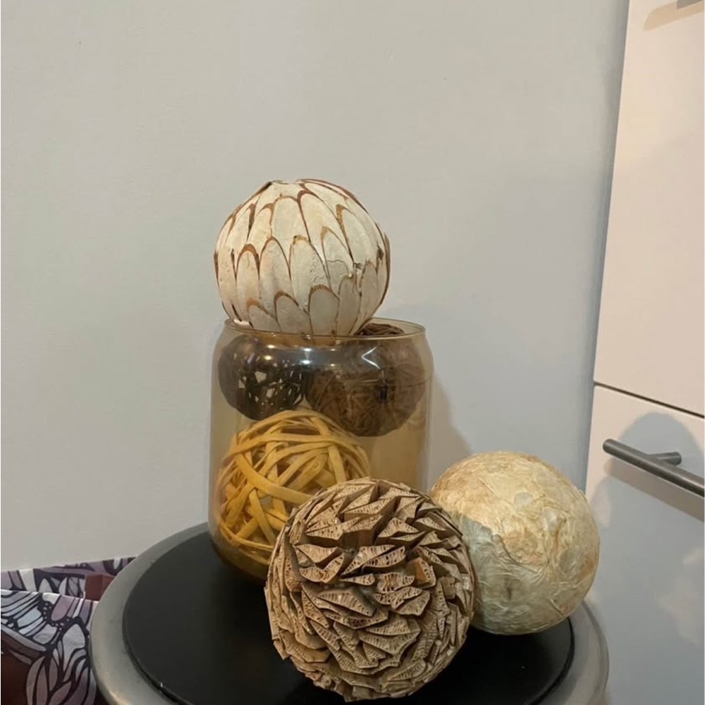 ❌SOLD❌ Decorative Sphere Decor with Tinted Glass Vase